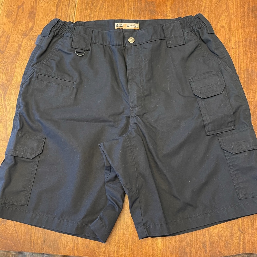 Men’s 5.11 Tactical shorts navy